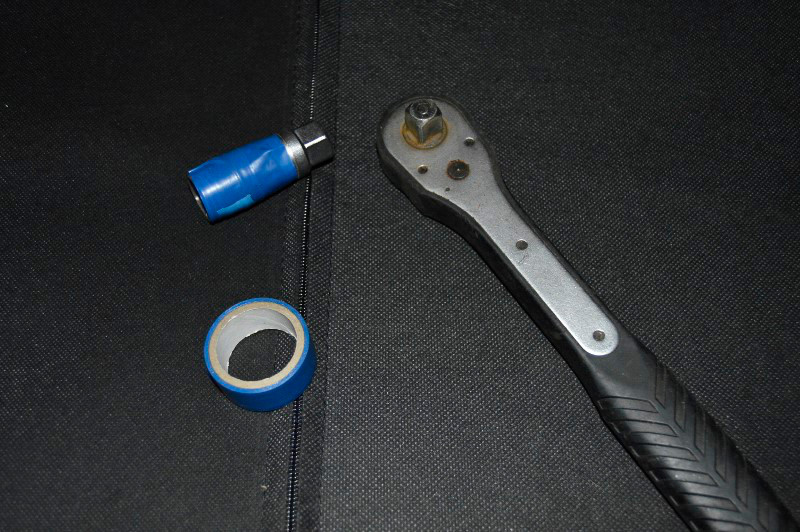 Tape covered socket with ratchet